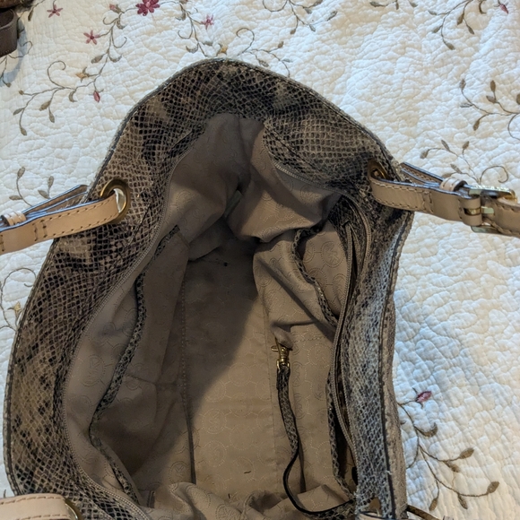 Michael kors snakeskin leather handbag - Picture 3 of 4